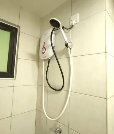 En1616- Selfcheck-In- Wi-Fi- Netflix-Pool, 6093 Apartment Cyberjaya Bagian luar foto