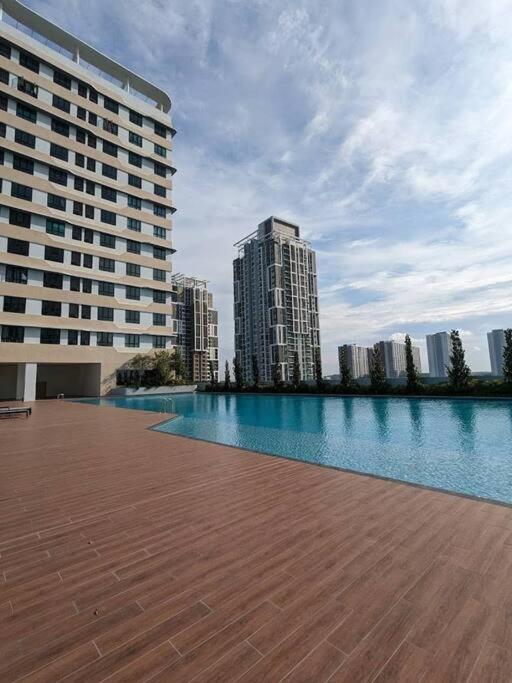 Apartment En1616- Selfcheck-in- Wi-fi- Netflix-pool, 6093 Cyberjaya