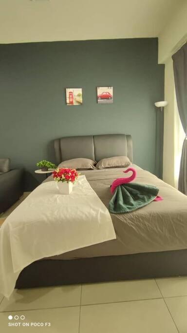 En1616- Selfcheck-in- Wi-fi- Netflix-pool, 6093 Apartment *