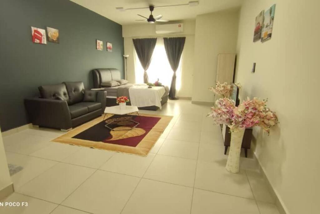 En1616- Selfcheck-in- Wi-fi- Netflix-pool, 6093 Apartment